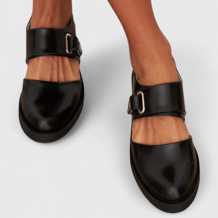 Extra-Wide Strap Flat Shoes in Black — VerolynBoutique