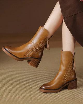 Verolyn round toe leather block heel boots in brown