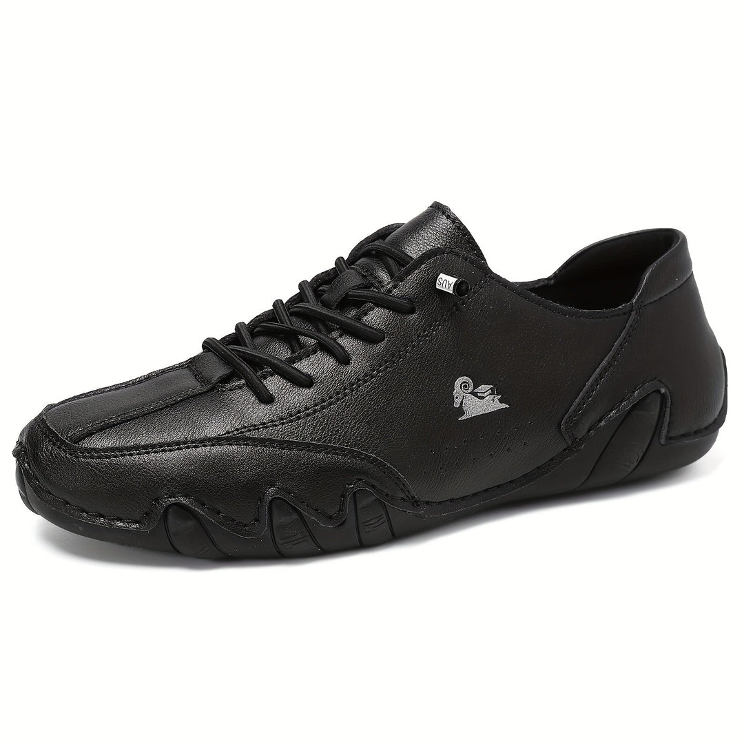 Lightweight Everyday Comfort Sneakers in Black — VerolynBoutique