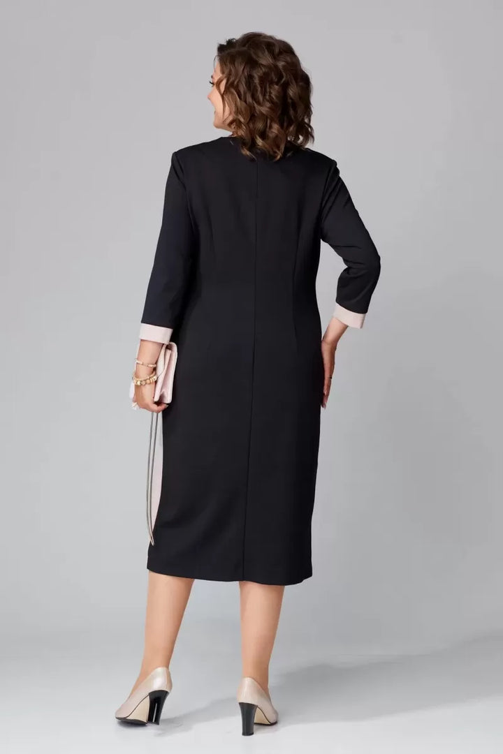 Verolyn - Classic V-Neck Midi Dress