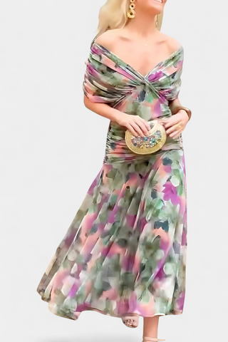 Verolyn - Flowing Floral V-Neck Dress