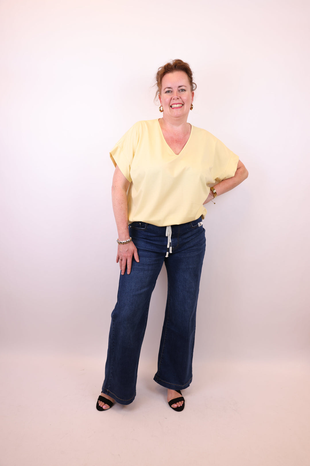Drawstring Wide Leg Jeans in Blue — VerolynBoutique
