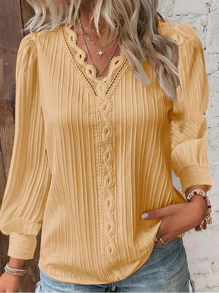 Verolyn - Classic Pleated Top