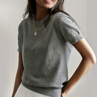 Verolyn - Relaxed Crew Neck Top