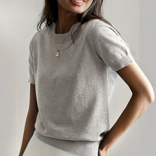 Verolyn - Relaxed Crew Neck Top