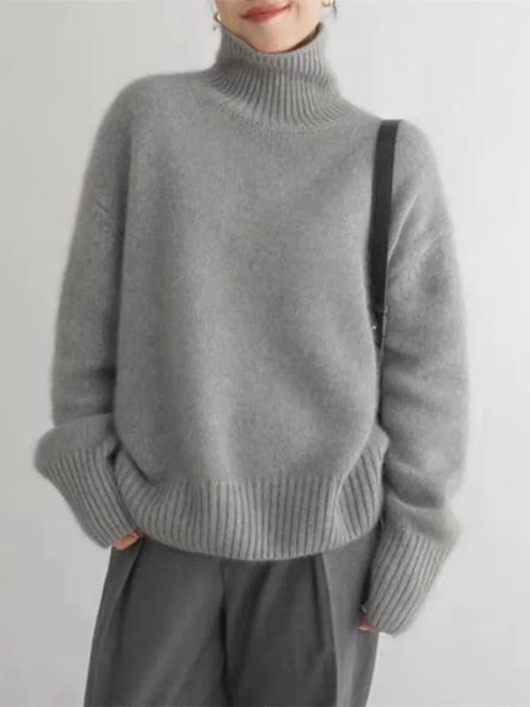 Cashmere Roll Neck Jumper in Beige — VerolynBoutique