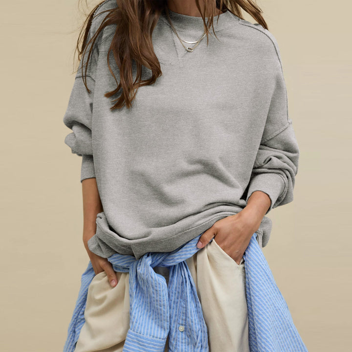 Relaxed Crew Neck Sweatshirt in Light Grey — VerolynBoutique