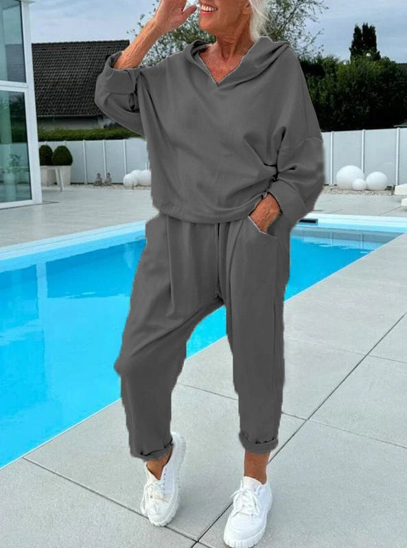 Relaxed Hoodie and Jogger Set in Grey — VerolynBoutique