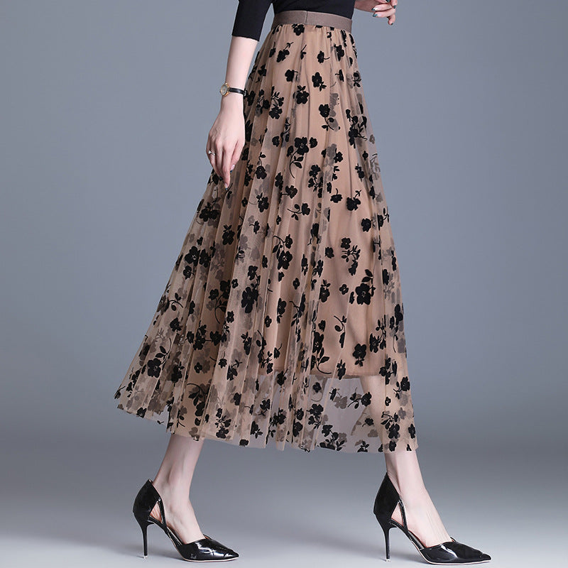 Floral Tulle Midi Skirt in Black — VerolynBoutique
