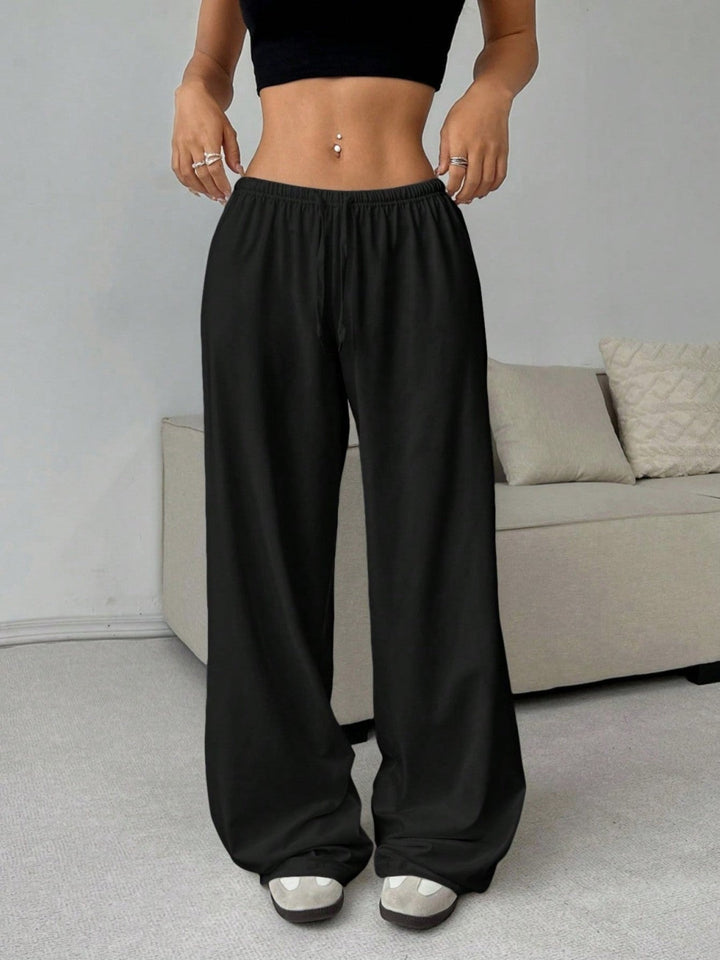 Relaxed Drawstring Wide Leg Trousers in Black — VerolynBoutique