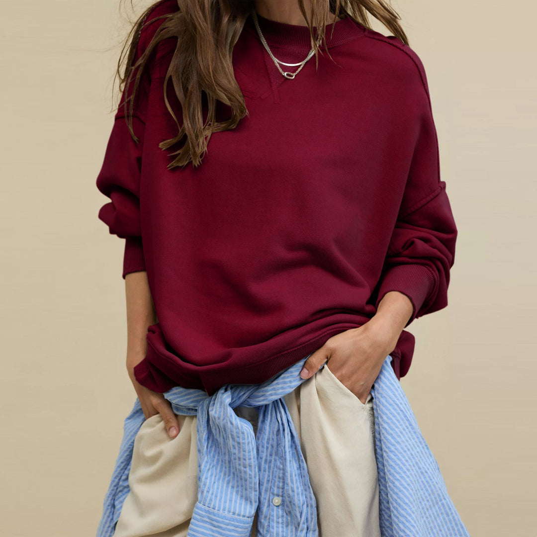 Relaxed Crew Neck Sweatshirt in Burgundy — VerolynBoutique