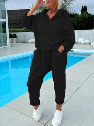 Relaxed Hoodie and Jogger Set in Black — VerolynBoutique