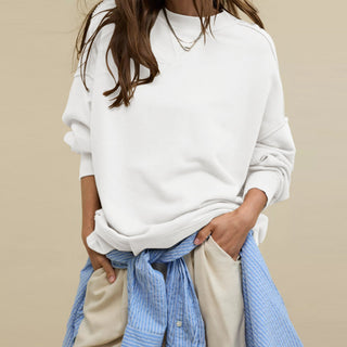 Relaxed Crew Neck Sweatshirt in White — VerolynBoutique