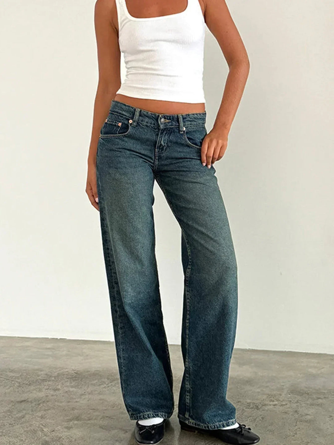 Vintage Wash Baggy Jeans in Washed Blue — VerolynBoutique