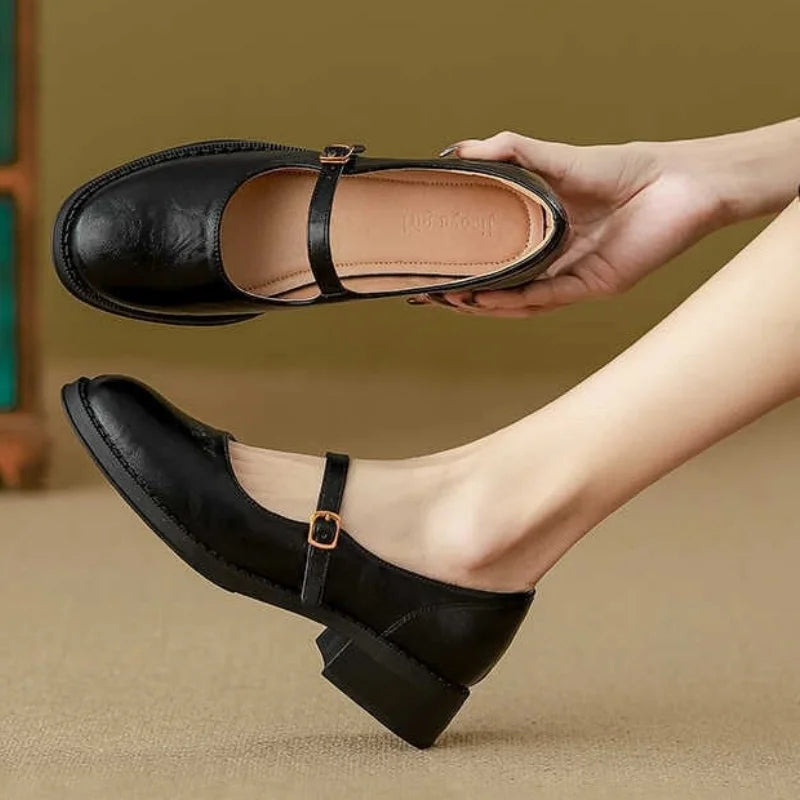 Round Toe Leather Mary Janes in Black — VerolynBoutique