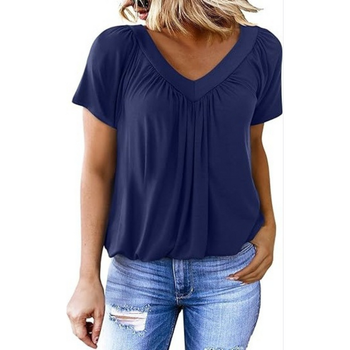 Verolyn - Relaxed V-Neck Top