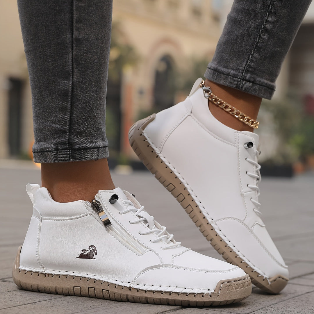 Wide-Toe Comfort Sneakers in Green — VerolynBoutique
