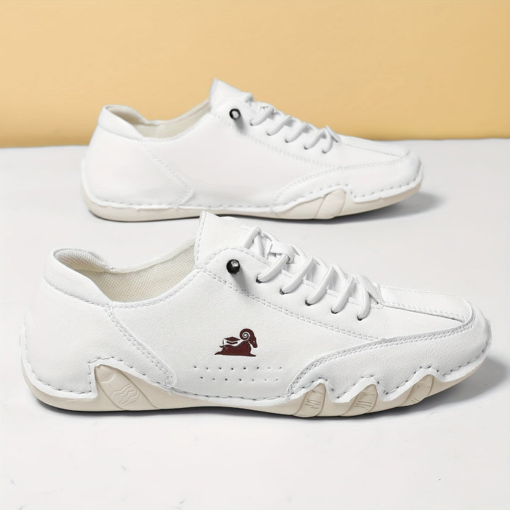 Lightweight Everyday Comfort Sneakers in Black — VerolynBoutique