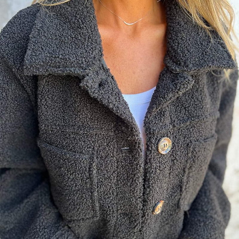 Verolyn soft faux fur button jacket – detail