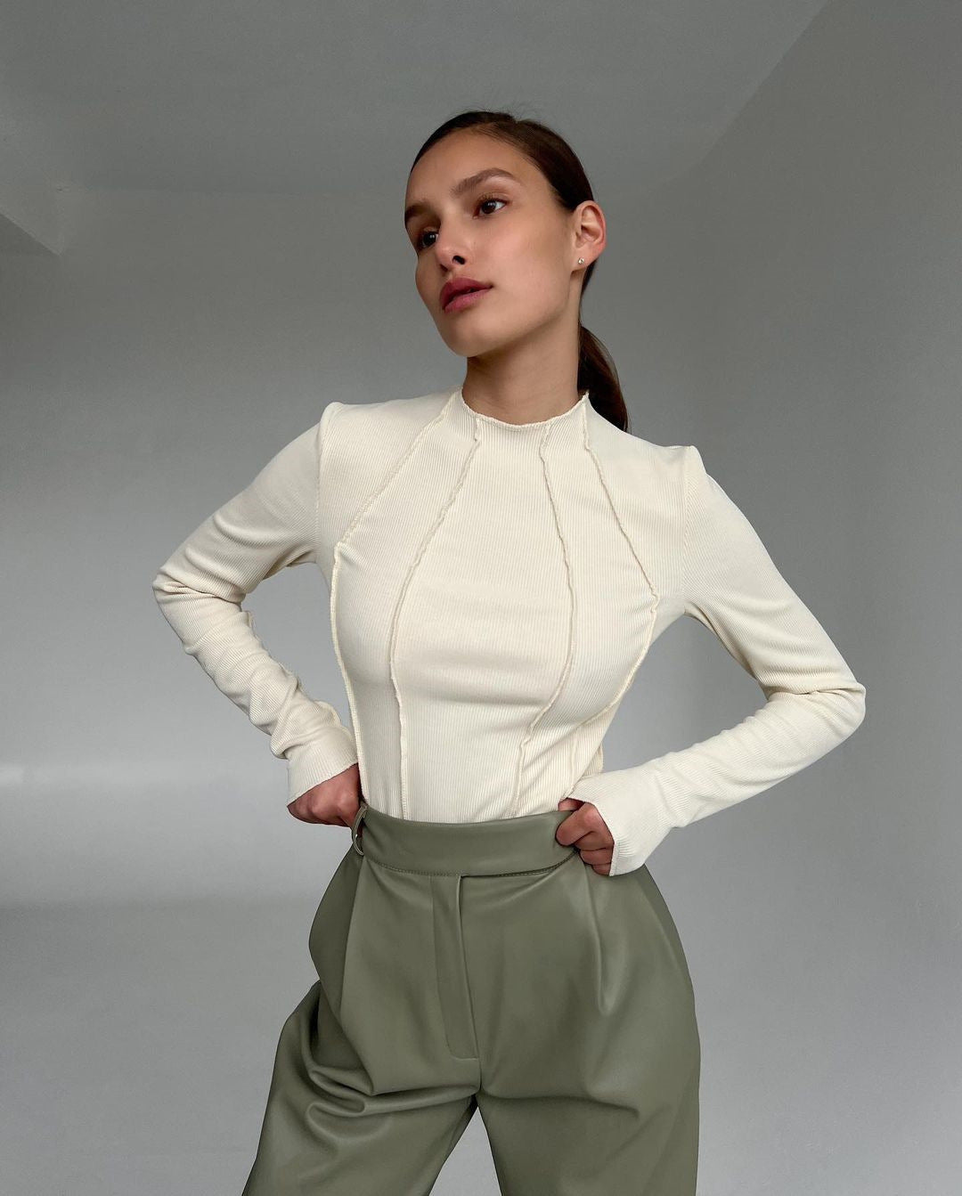 Verolyn - Basic Long Sleeve Top